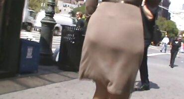 sex double Le LunaI Luna kéo quả bóng của bạn bè của con trai mình trong khi chết phim sex tu quay tiệt.